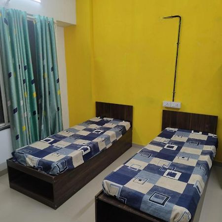 Amber House Albergue Pune Exterior foto